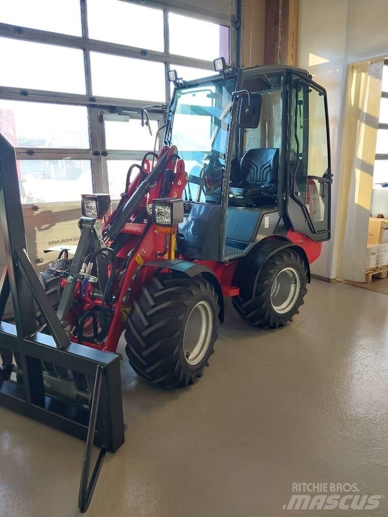 Weidemann 1160 لوادر متعددة الأغراض