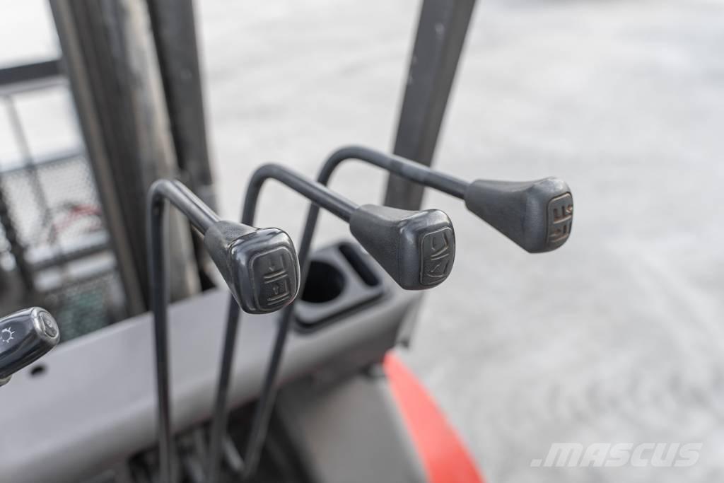 Manitou ME 425 شاحنات ذات رافعات شوكية تعمل بالكهرباء