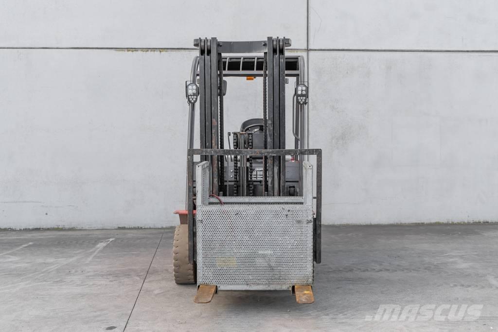 Manitou ME 425 شاحنات ذات رافعات شوكية تعمل بالكهرباء