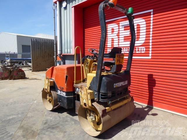 CAT CB 224 D مداحل ثنائية الاسطوانة