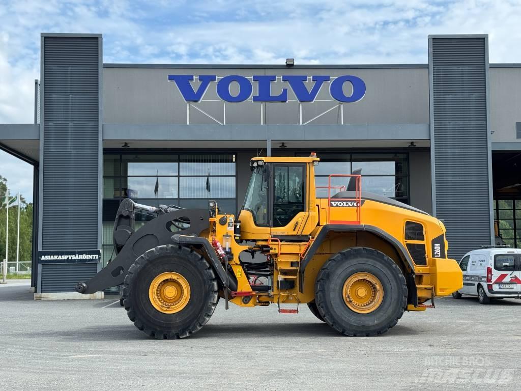 Volvo L 260 H لوادر بعجل