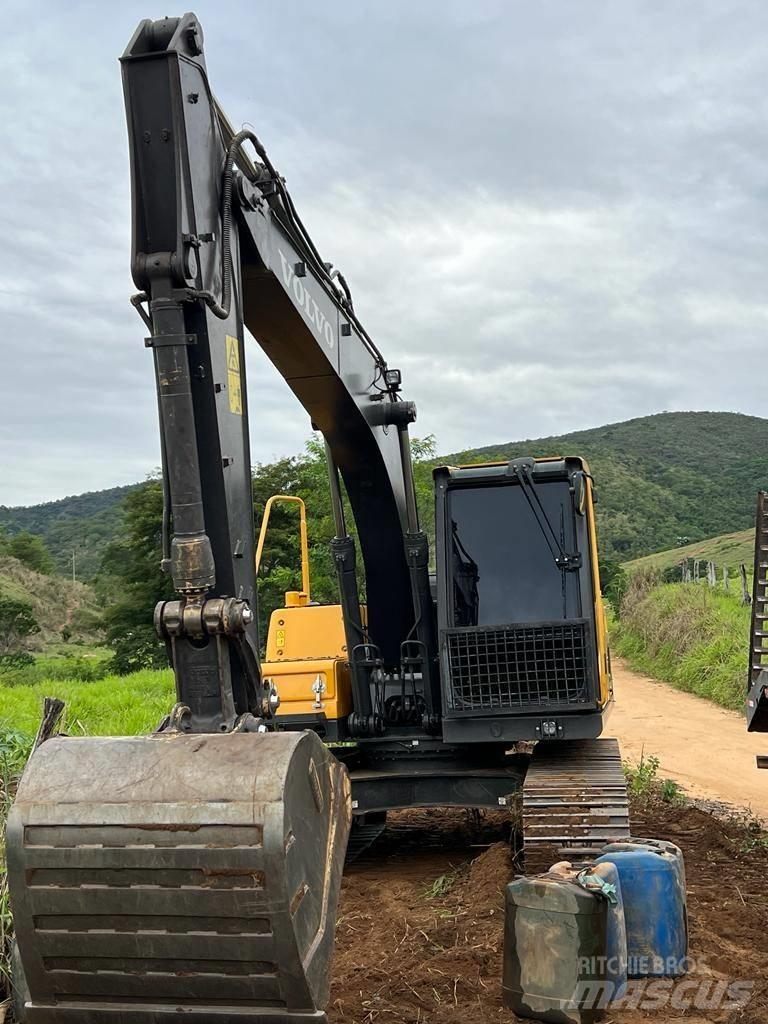 Volvo EC 140 DL حفارات زحافة
