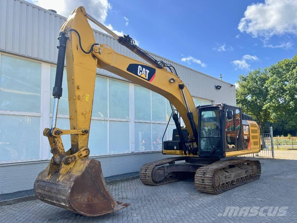 CAT 324 E LN   2013 حفارات زحافة