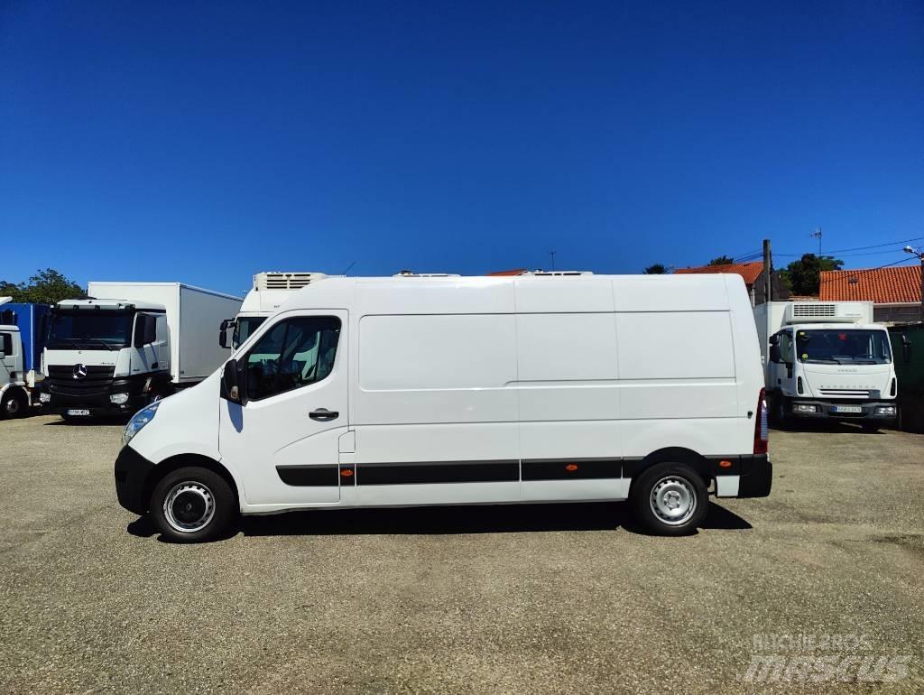 Renault Master شاحنة مقفلة