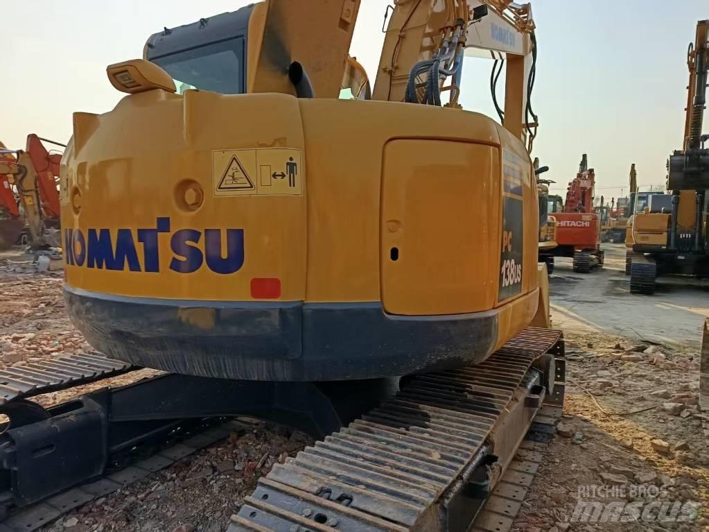 Komatsu PC138 حفارات وسط 7 طن - 12 طن