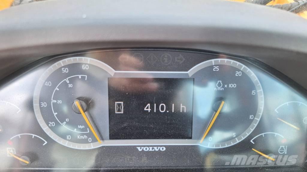 Volvo L 150 H لوادر بعجل