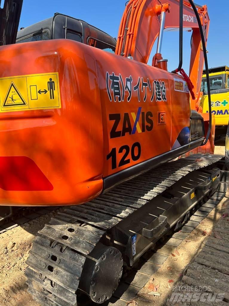 Hitachi ZX 120 حفارات وسط 7 طن - 12 طن