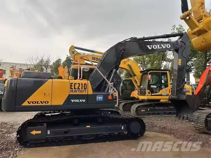 Volvo EC210D حفارات زحافة