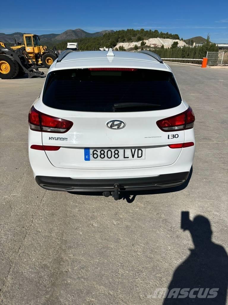 Hyundai I30 سيارات