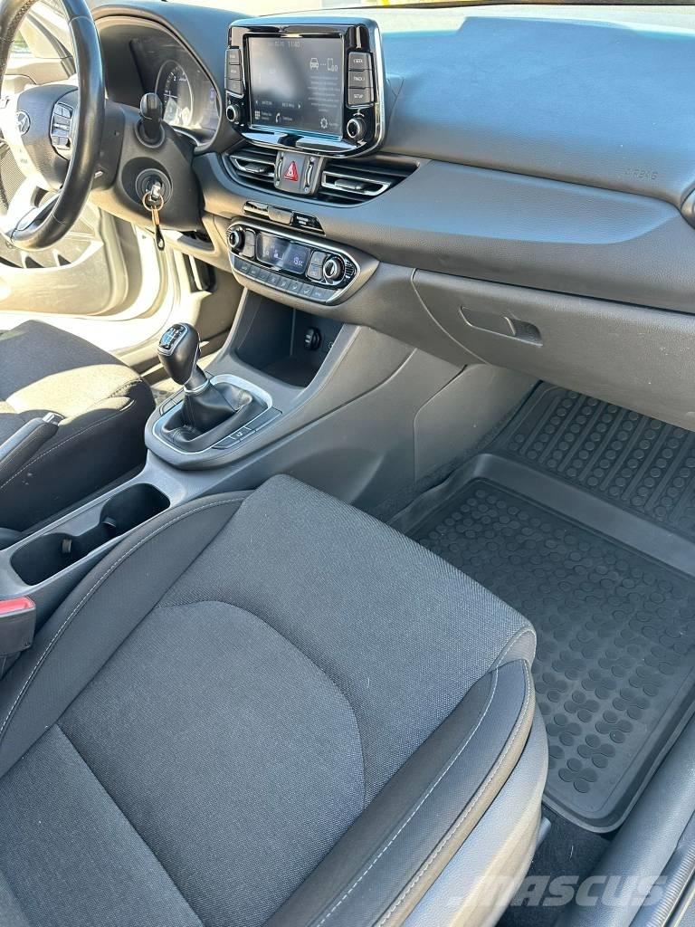 Hyundai I30 سيارات