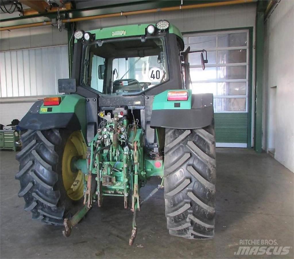 John Deere 6310 الجرارات