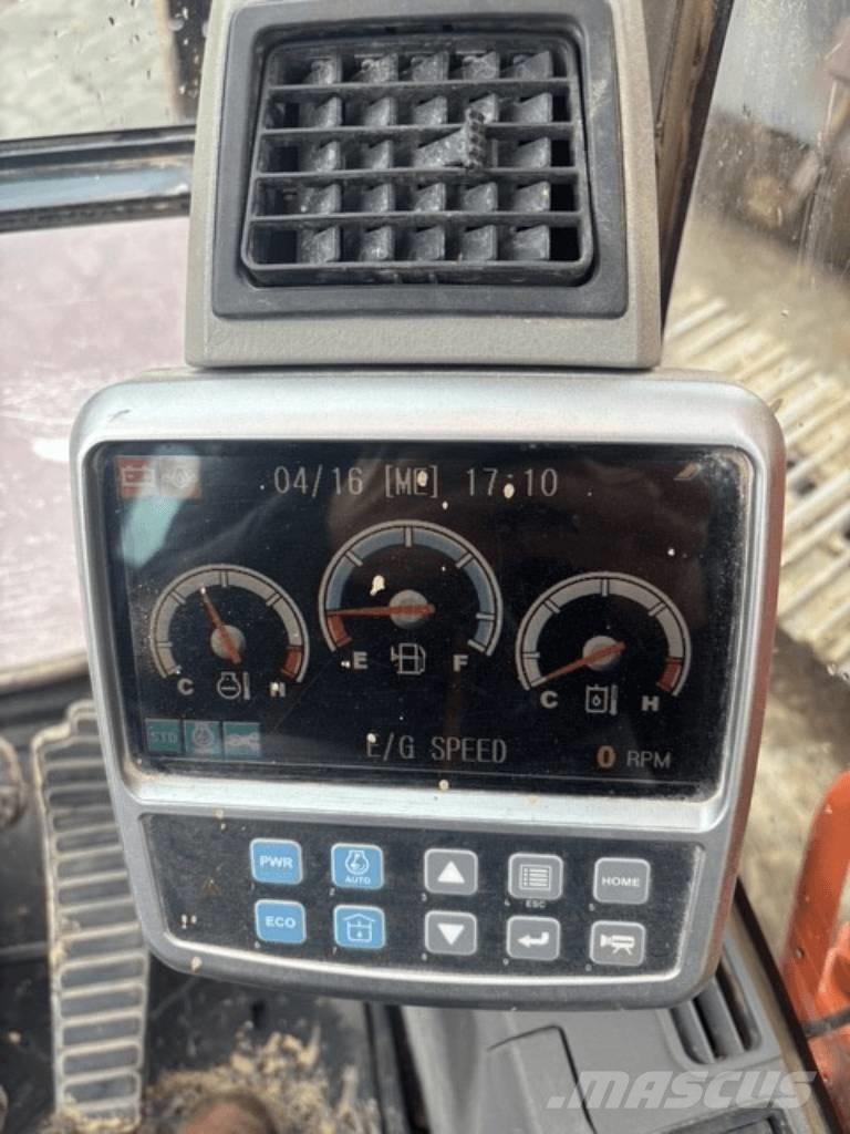 Doosan 235 LCR حفارات زحافة
