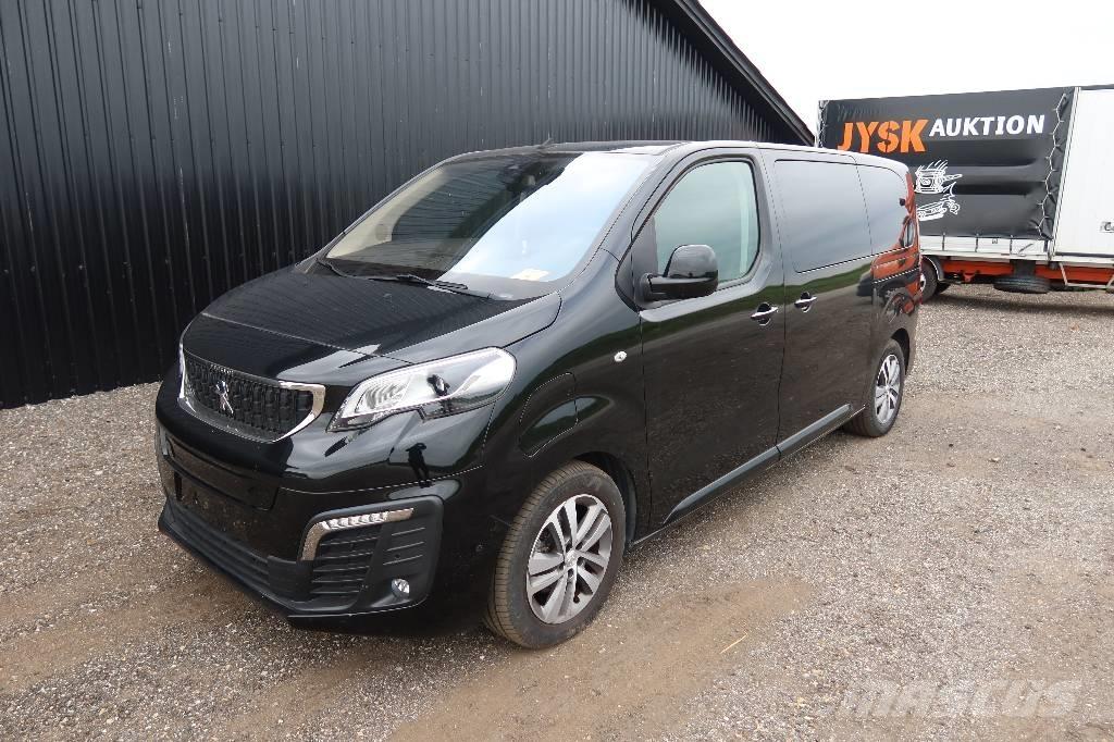 Peugeot E-Traveller سيارات