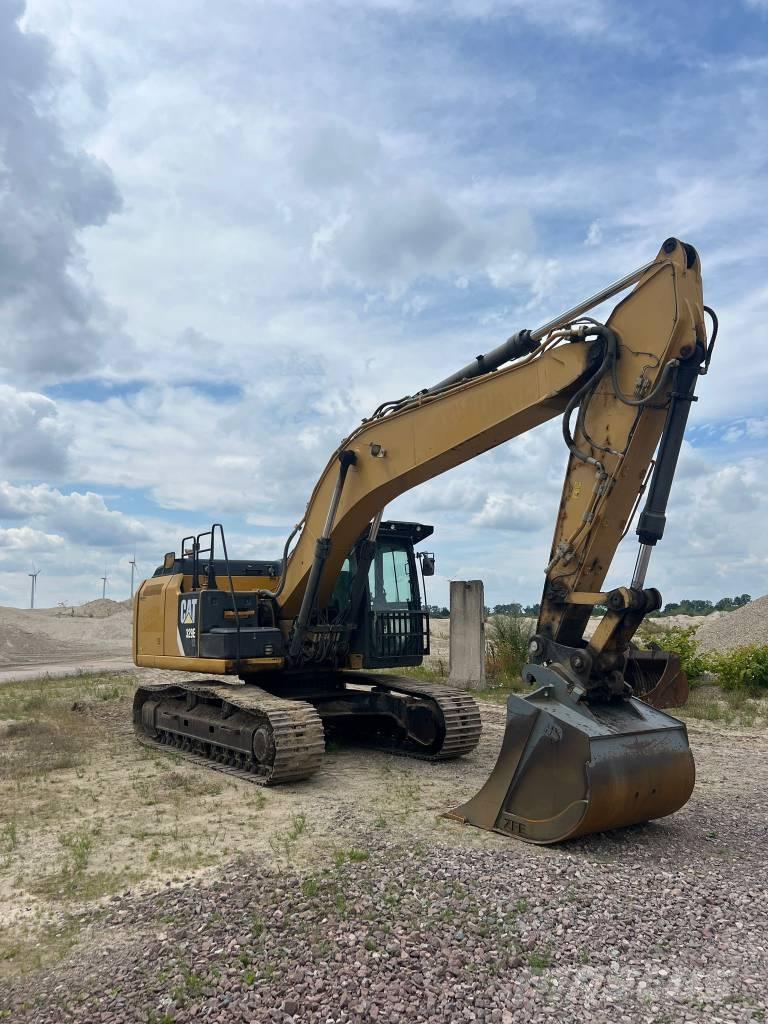 CAT 329 E LN حفارات زحافة