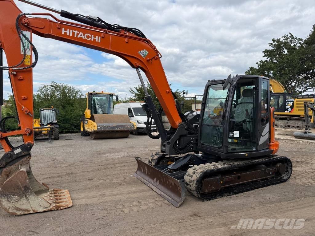 Hitachi ZX 85 US B حفارات وسط 7 طن - 12 طن