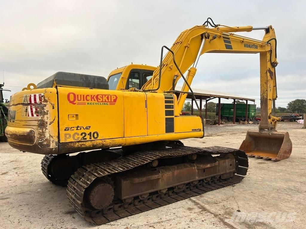Komatsu PC 210-6K حفارات زحافة