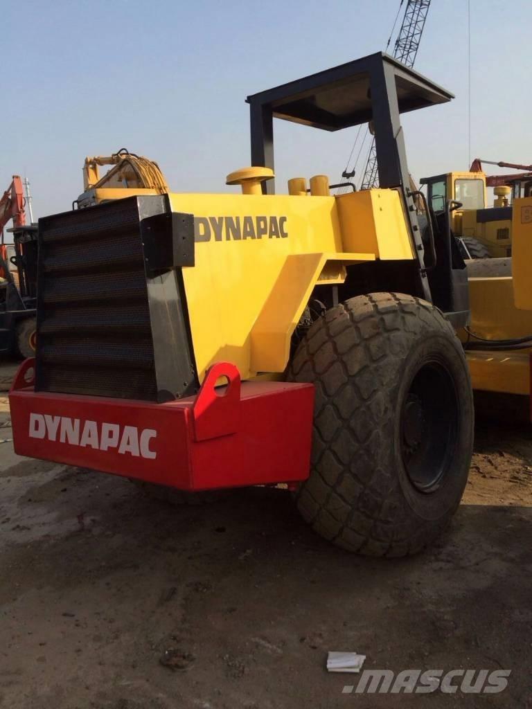 Dynapac CA 30 D مداحل أحادية الأسطوانة