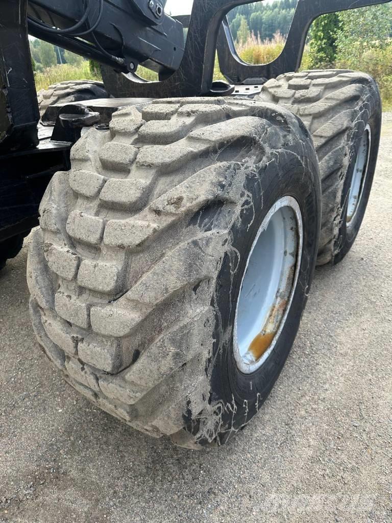 Komatsu 875 شاحنات