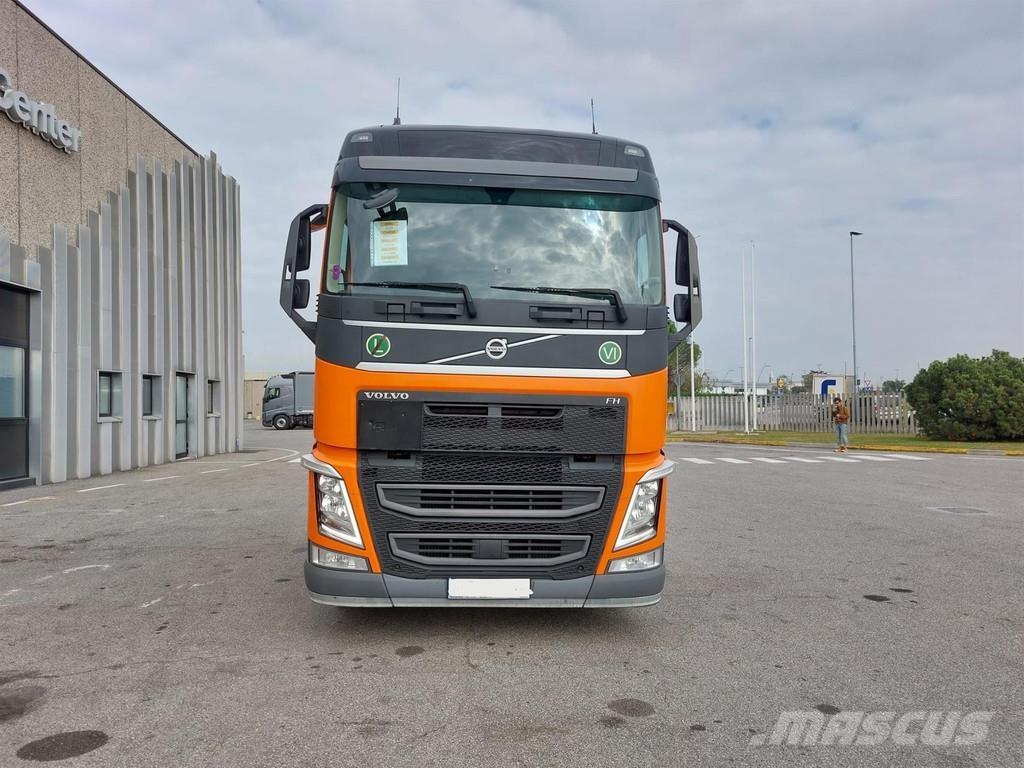 Volvo FH وحدات الجر