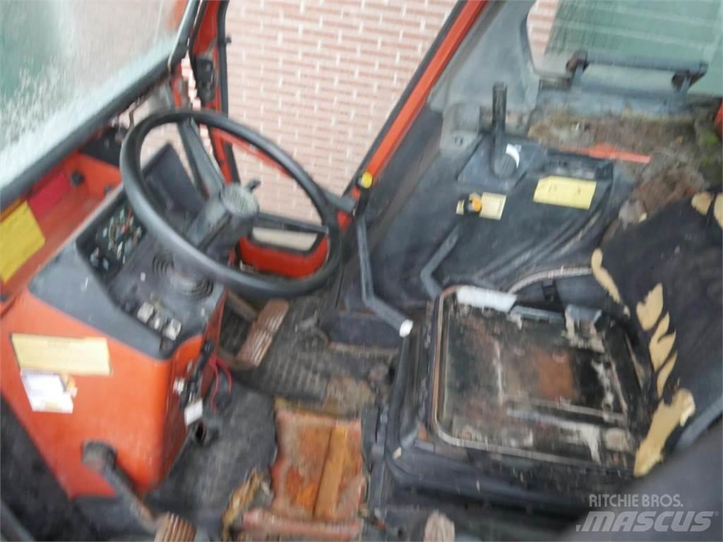 Fiat 100-90 2wd الجرارات