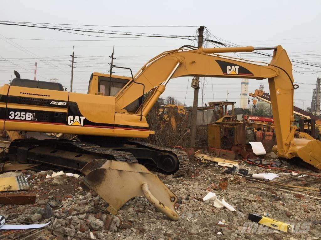 CAT 325 B حفارات زحافة