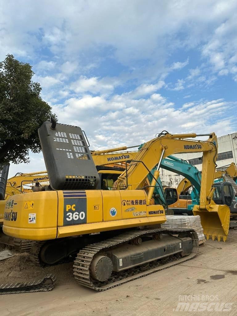 Komatsu PC 360 حفارات زحافة
