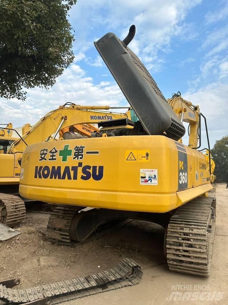 Komatsu PC 360 حفارات زحافة
