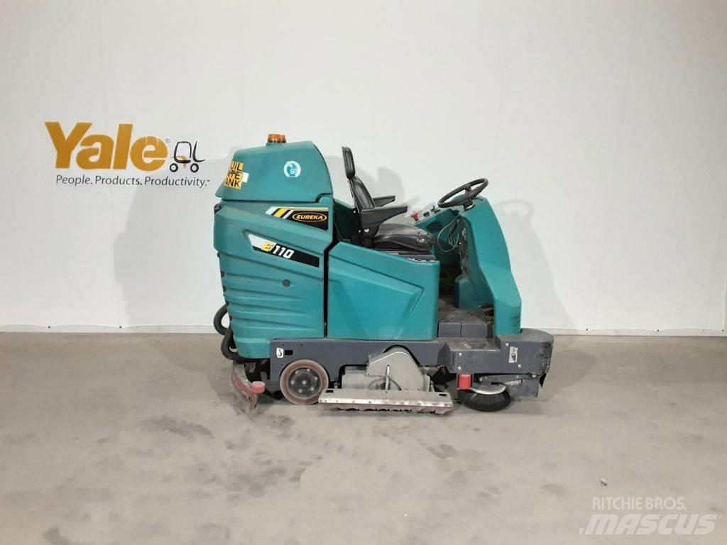 Eureka E110R ECO كاسحات داخلية
