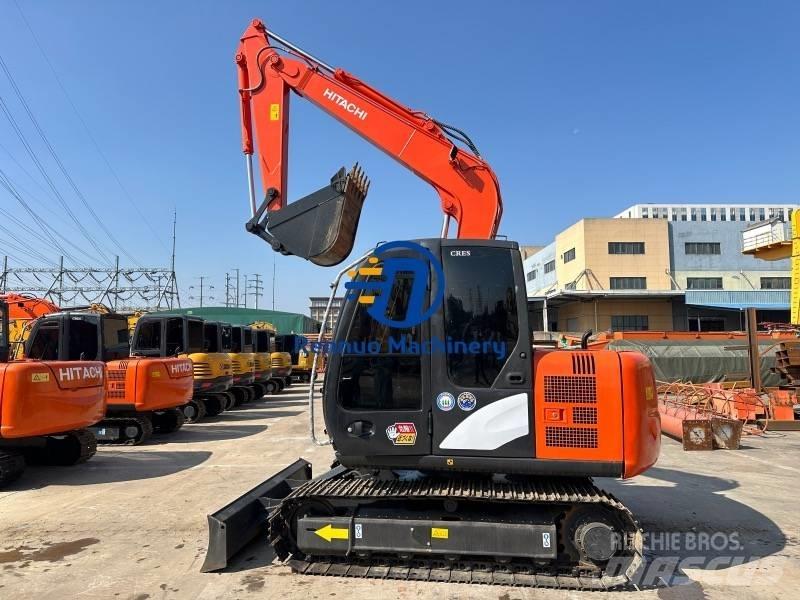 Hitachi ZX70 حفارات زحافة