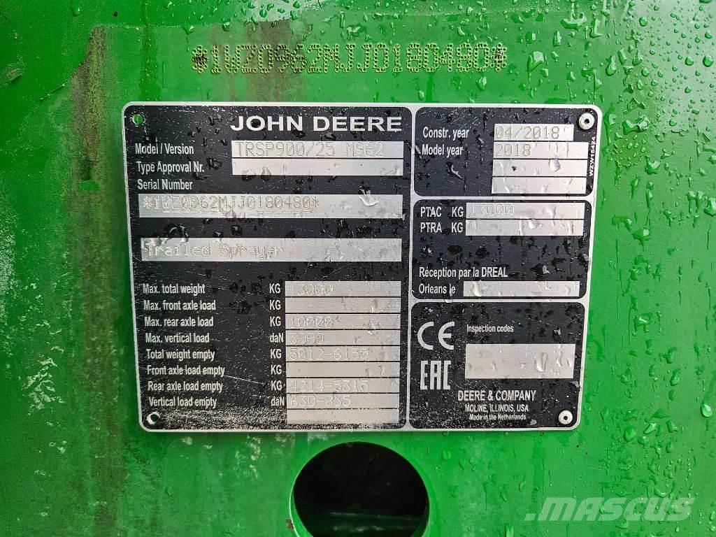 John Deere M692i الرشاشات