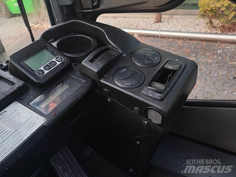 Toyota 02-8FGF15 شاحنات LPG