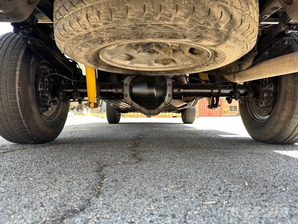 Chevrolet 2500 HD شاحنات خفيفة/مفصلية الجوانب