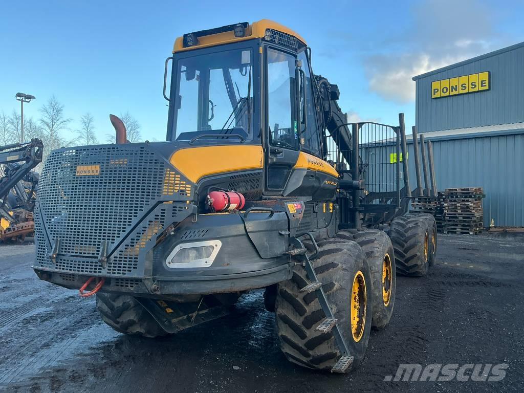 Ponsse Buffalo 8W شاحنات