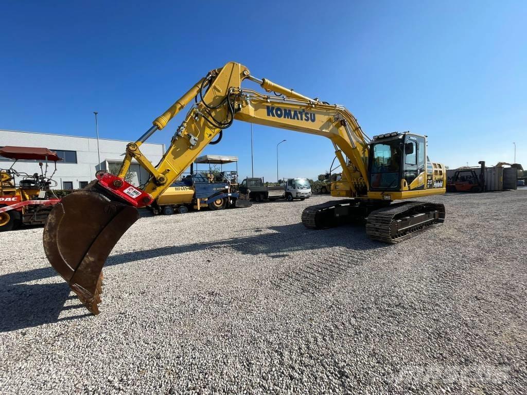 Komatsu HB215LC-2 حفارات زحافة