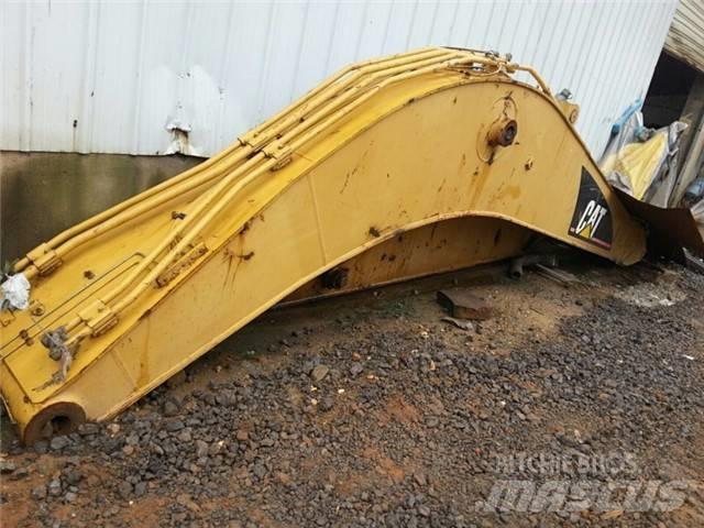 CAT 320 C حفارات طويلة الذراع