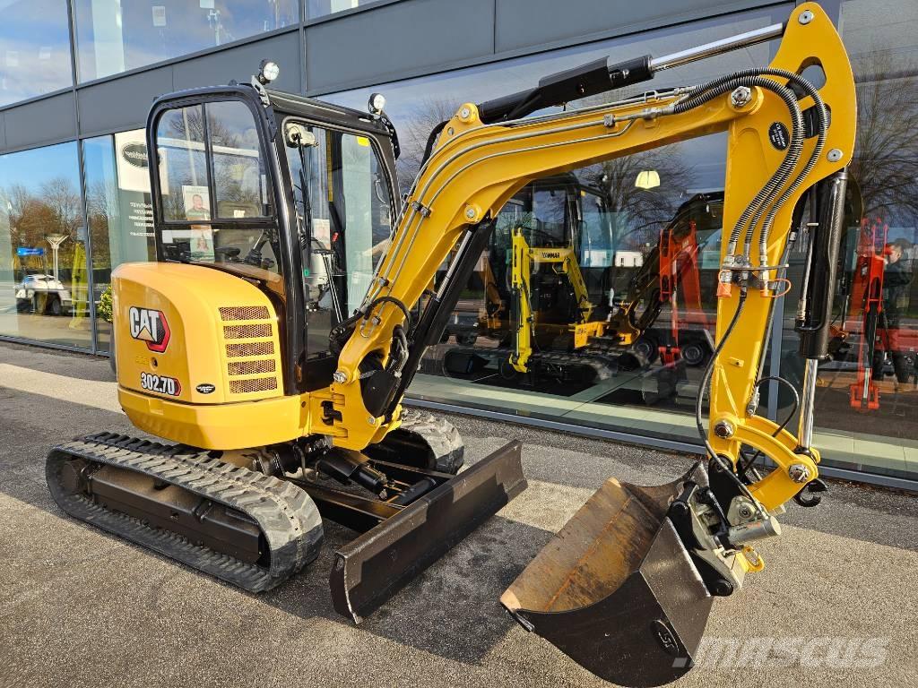 CAT 302.7 CR حفارات صغيرة أقل من 7 طن (حفارات صغيرة)