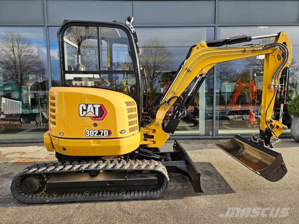 CAT 302.7 CR حفارات صغيرة أقل من 7 طن (حفارات صغيرة)