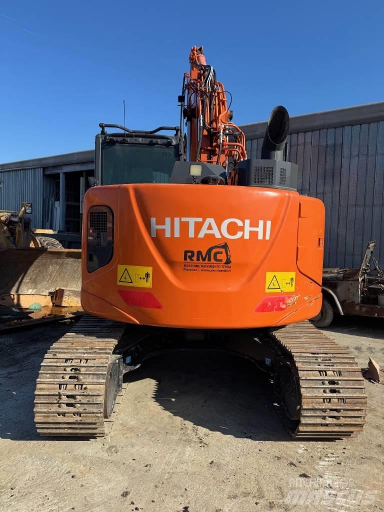 Hitachi ZX 135 US-6 حفارات زحافة