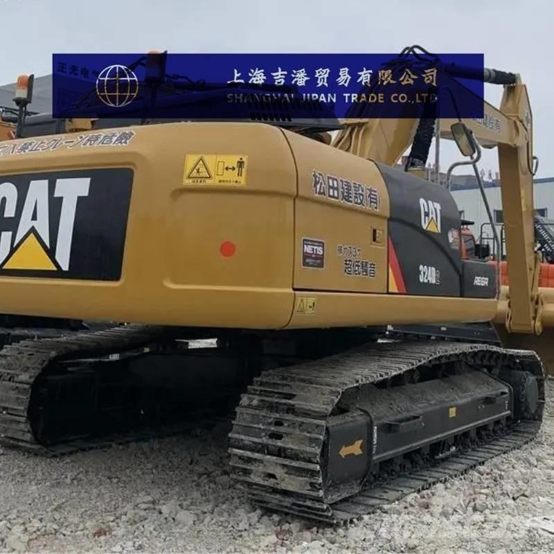 CAT 324 D حفارات زحافة