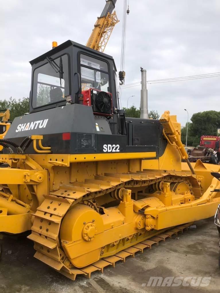 Shantui SD 22 بلدوزرات مجنزرة