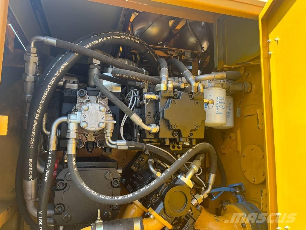 Liebherr 934 مناولات المخلفات / مناولات صناعية