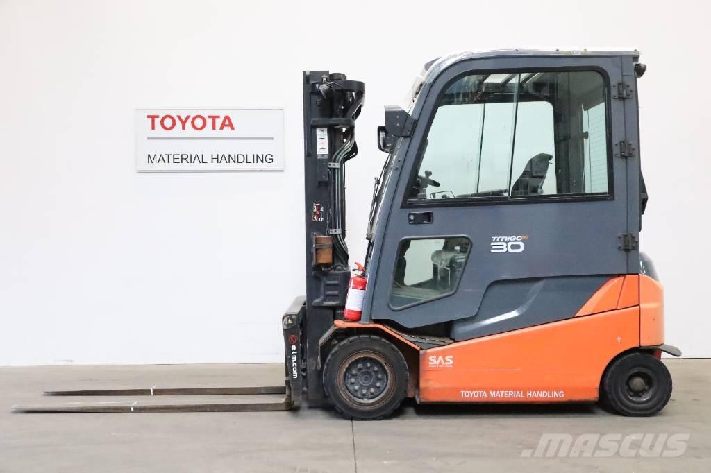 Toyota 8FBMT30 شاحنات ذات رافعات شوكية تعمل بالكهرباء
