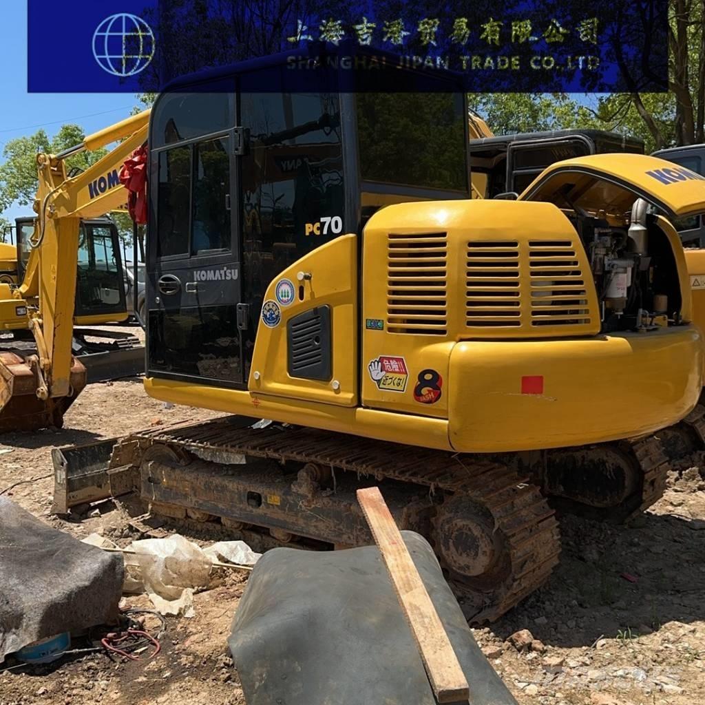 Komatsu PC 70 حفارات زحافة