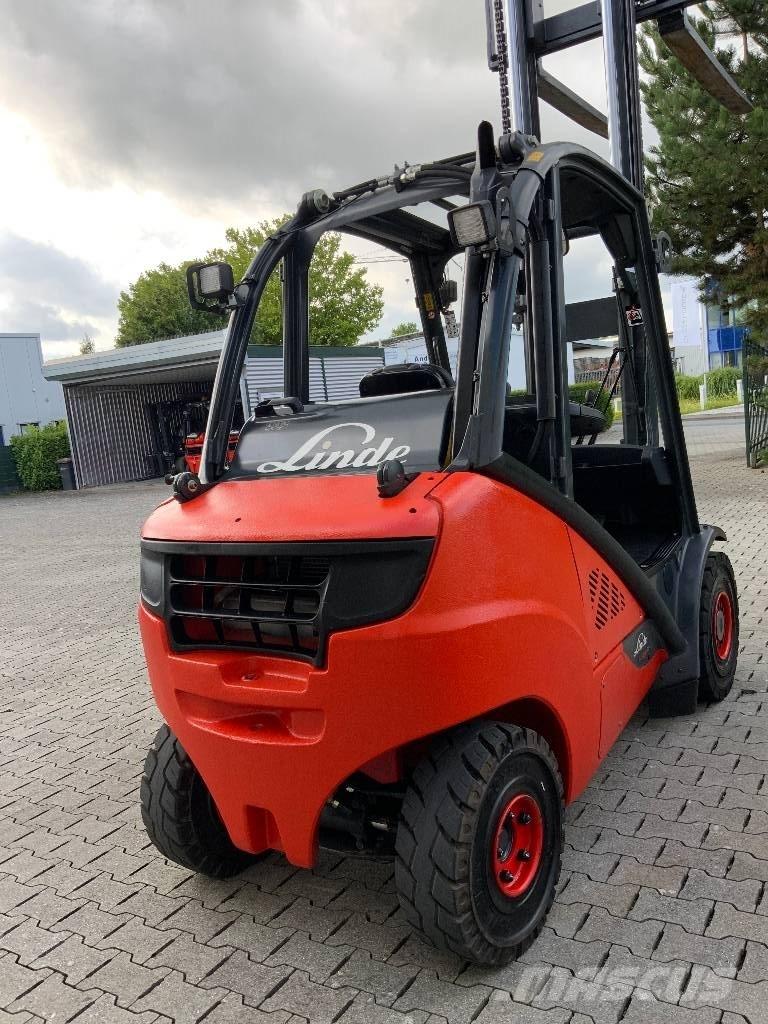 Linde H35T-02 شاحنات LPG