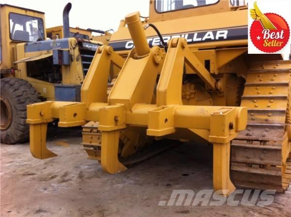 CAT D 7 H بلدوزرات مجنزرة