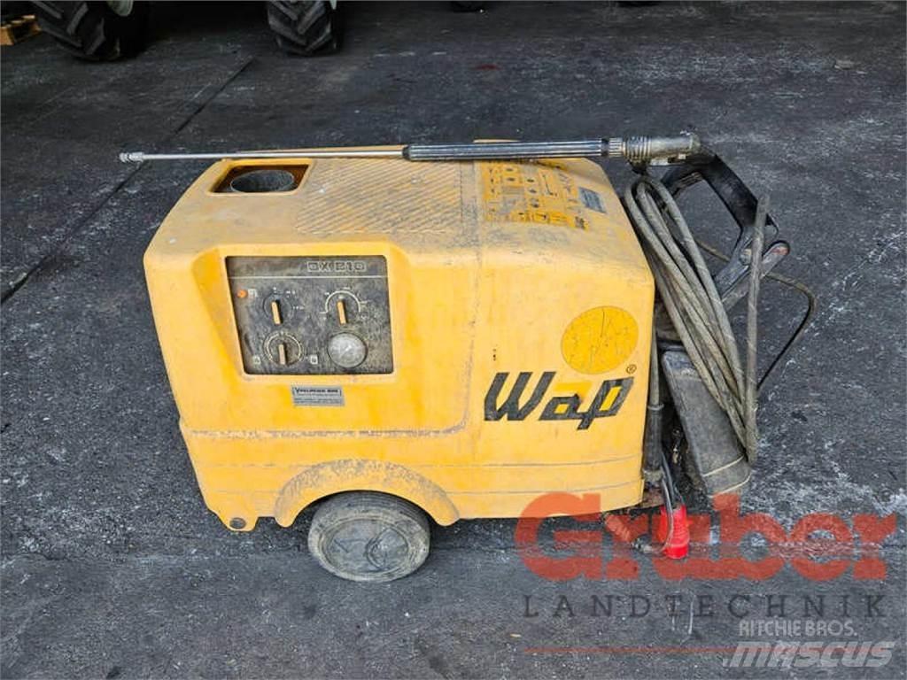  WAP DX 810 ماكينات وملحقات مواش أخرى