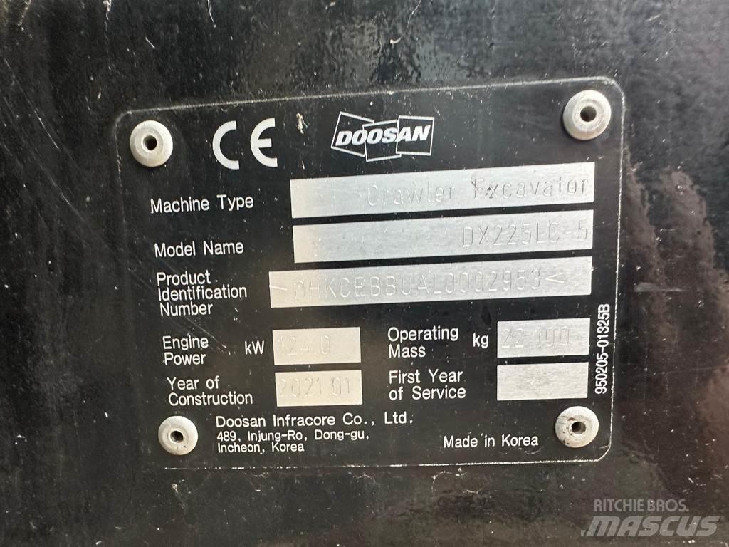 Doosan DX225LC-5 حفارات زحافة