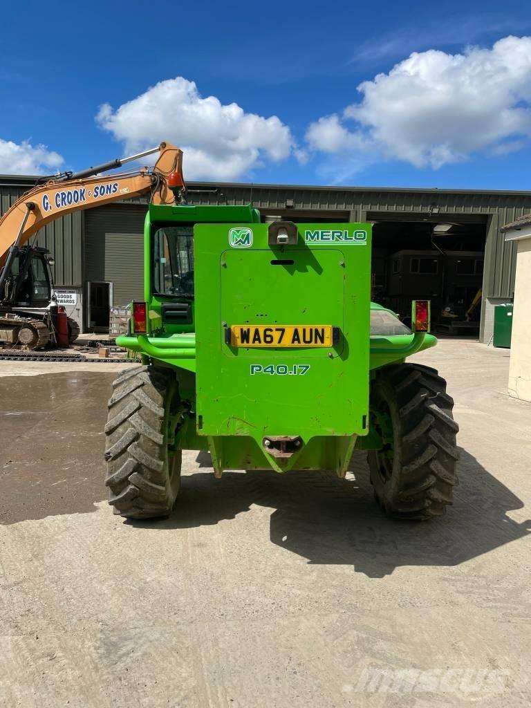 Merlo P 40.17 مناولات متداخلة