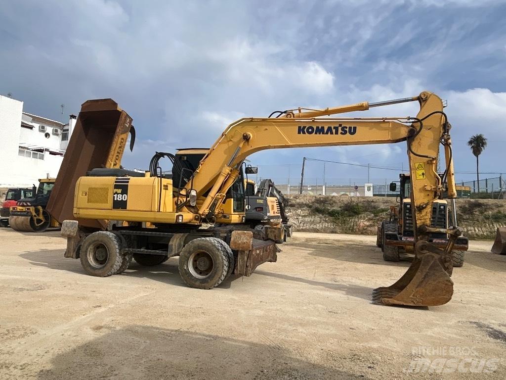 Komatsu PW 180 حفارات بعجل