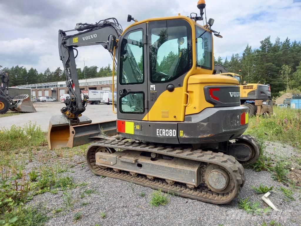 Volvo ECR 88 D حفارات وسط 7 طن - 12 طن